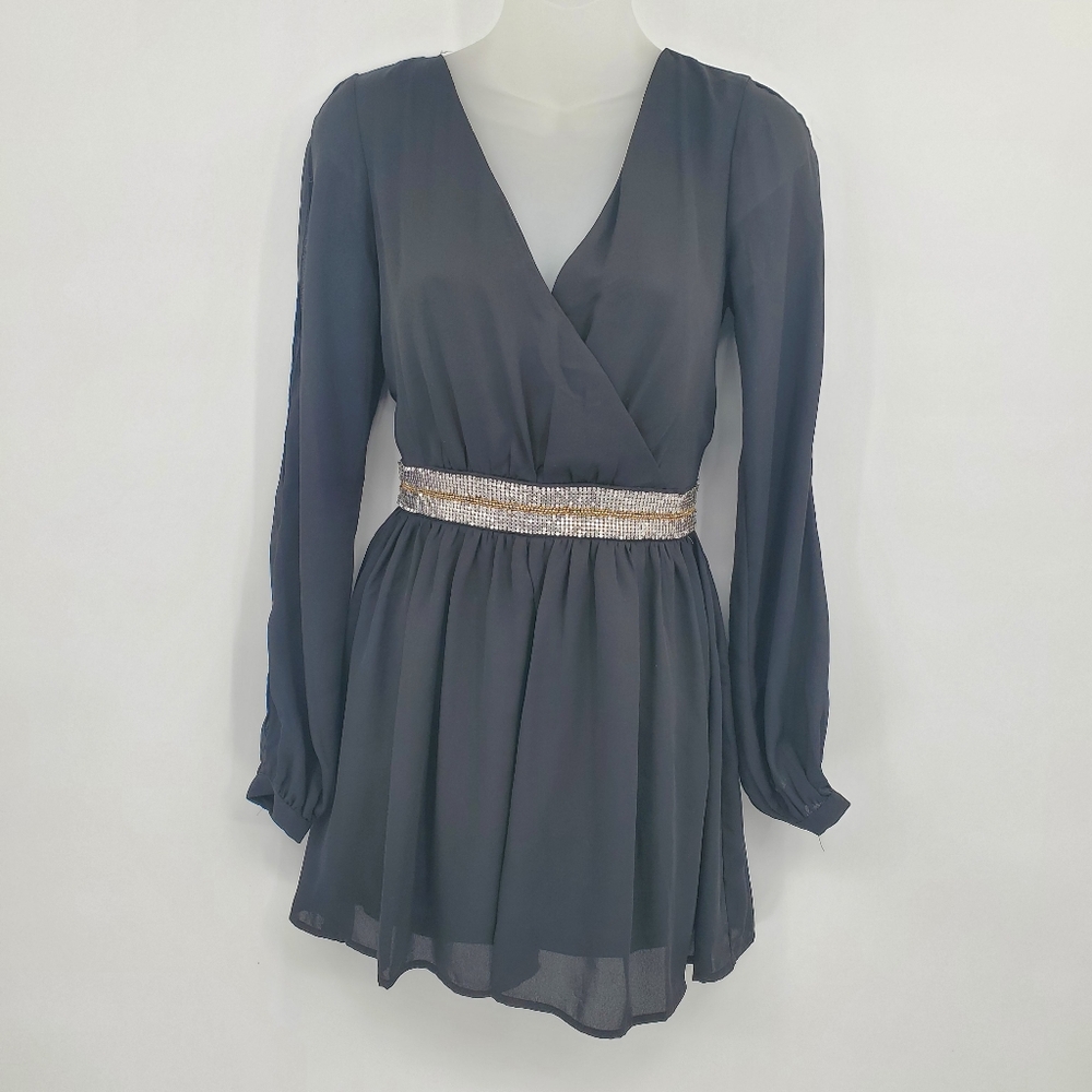 ♤♤ DO+BE Black Split Sleeve Romper with Silver and Gold Accents Size Small